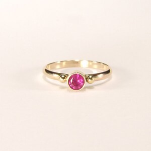 Bague rubis pour connaisseurs 4 mm en or massif (véritable rubis naturel non traité), 4 mm x 0,24 carat, taille ronde, bague rubis fait main en or massif 14 carats