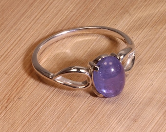 Tanzanite Ring (Natural Untreated Tanzanite), 8mm x 6mm x 1.45 Carat, Cabochon Cut, Sterling Silver Ring