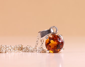 Citrine Pendant (Natural Medeira Citrine), 7mm x 1.25 Carat, Round Cut, Sterling Silver Citrine Necklace inc. Adjustable Chain