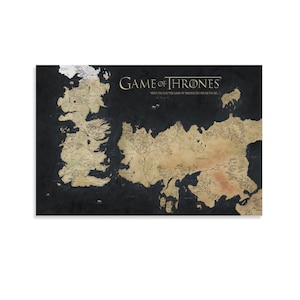 Puede incluir: Un mapa del mundo ficticio de la serie Juego de Tronos, con el título en letras doradas. El mapa está en tonos beige y marrón sobre un fondo oscuro. También es visible la cita "Cuando juegas al juego de tronos, ganas o mueres".