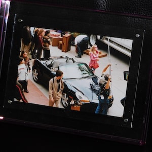 Original Photograph - Reese Witherspoon as Elle Woods - behind the scenes candid 4x6 Legally Blonde movie set photo  driving to Harvard