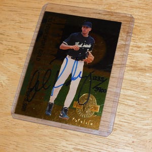 1993 Alex Rodriguez autograph rookie gold baseball card - classic - New York Yankees - vintage 90s auto signed rc insert A-Rod