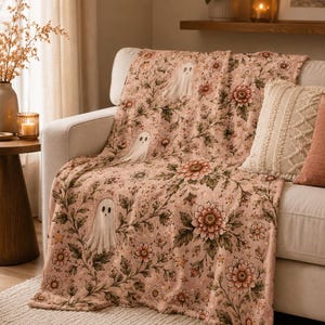 Pink Ghost Floral Blanket, Vintage Halloween Throw, Spooky Cottagecore Decor, Plush Velveteen image 6