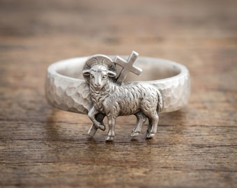Anillo de cruz de cordero hecho a mano, anillo de fe cristiana, anillo de animal religioso, regalo personalizado para mujeres y hombres.