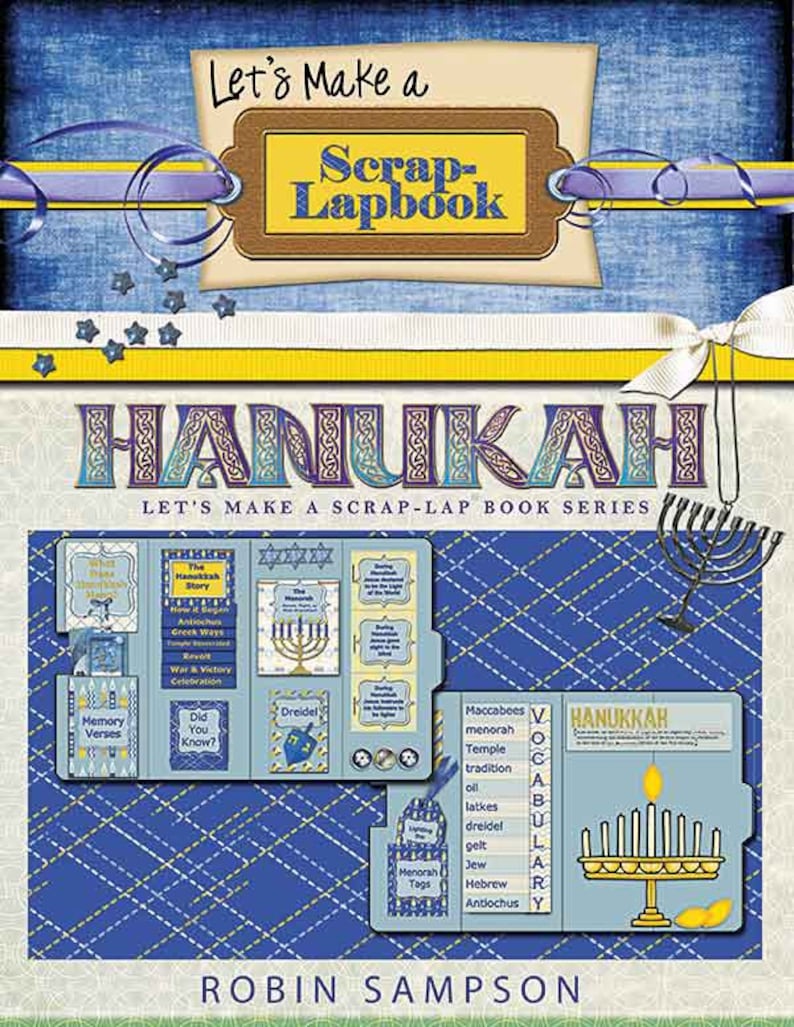 K&ouml;nnte beinhalten: Ein blaues und gelbes Scrapbook-Set zum Basteln eines Hanukkah-Lapbooks. Das Set enth&auml;lt verschiedene Ausschnitte, darunter eine Menora, ein Dreidel und einen Davidstern. Das Set enth&auml;lt auch eine Vokabelliste mit W&ouml;rtern rund um Hanukkah.