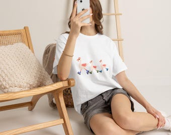 Camiseta Peace Love and Tiny Wheels com estampa de patins de patins | Camiseta