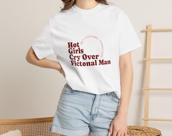 Camiseta "Garotas Sensuais Choram por um Homem Fictício" | Camiseta com Estampa Pinup Retrô