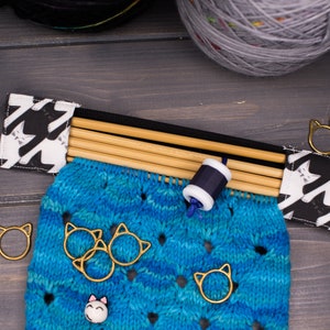 Catstooth DPN Holder | Sock Knitting DPN Holder | Tools for Knitters