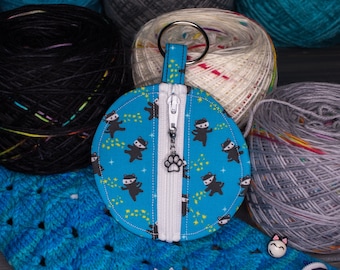 Round Notions Bag | Tools for Knitters | Ninja Cats with Stars