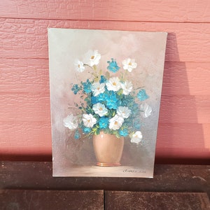Original Oil Painting on Canvas Still Life Flowers Floral Artist Signed Robert Cox White Blue Flowers 16&quot; x 12&quot; #8690