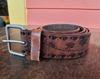 Wilson Tooled Brown Leather Belt Size 30-34 Flowers Floral #8835