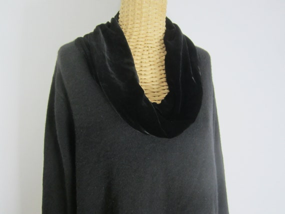 Ralph Lauren Sport Women's Sweater L Black Merino Wool Cashmere Blend  V-Neck