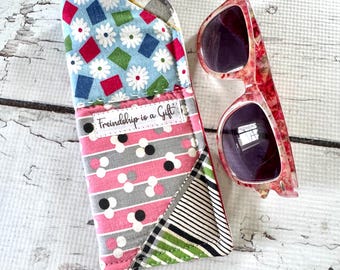 Vintage Patchwork 1940's Quilt Glasses Case, Handmade Quilted Sunglass Pouch