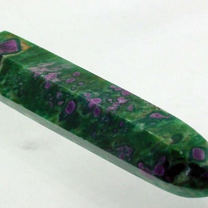 Ruby in Fuschite Healing Massage Acupressure Wand Lapidary Carving 0127R