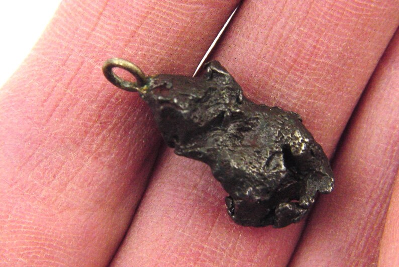 Russian Sikhote-Alin meteorite tektite necklace pendant lapidary with stainless steel chain 8610P