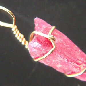 14kt Gold Filled Wire Wrapped Unpolished Natural Ruby Pendant Gemstone w/ GP chain 7037P