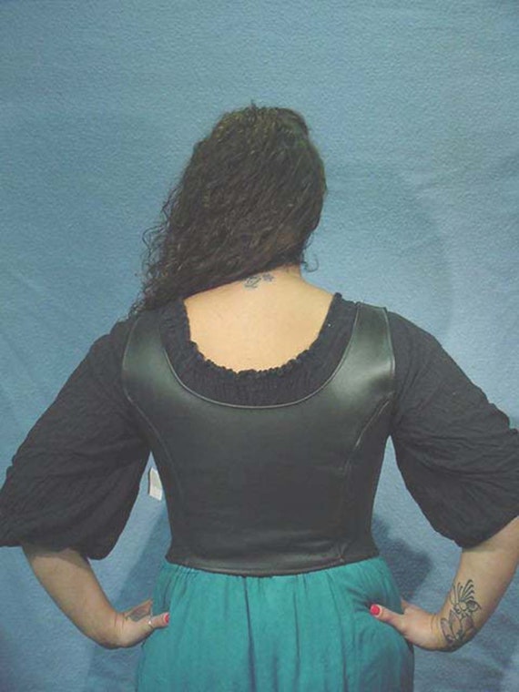 BUTW Black Leather fitted lace up bodice sz 20 /_ 1669B