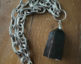 Resin Crystal Point Silver Dark Abyss on O Ring Necklace On A Chunky Chain