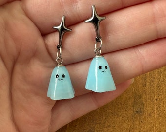 Baby Blue Small Ghost Boo Resin Star Burst Stud Earrings