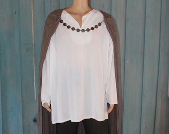 Wool Cloak with coin chain closure adoring the neckline.