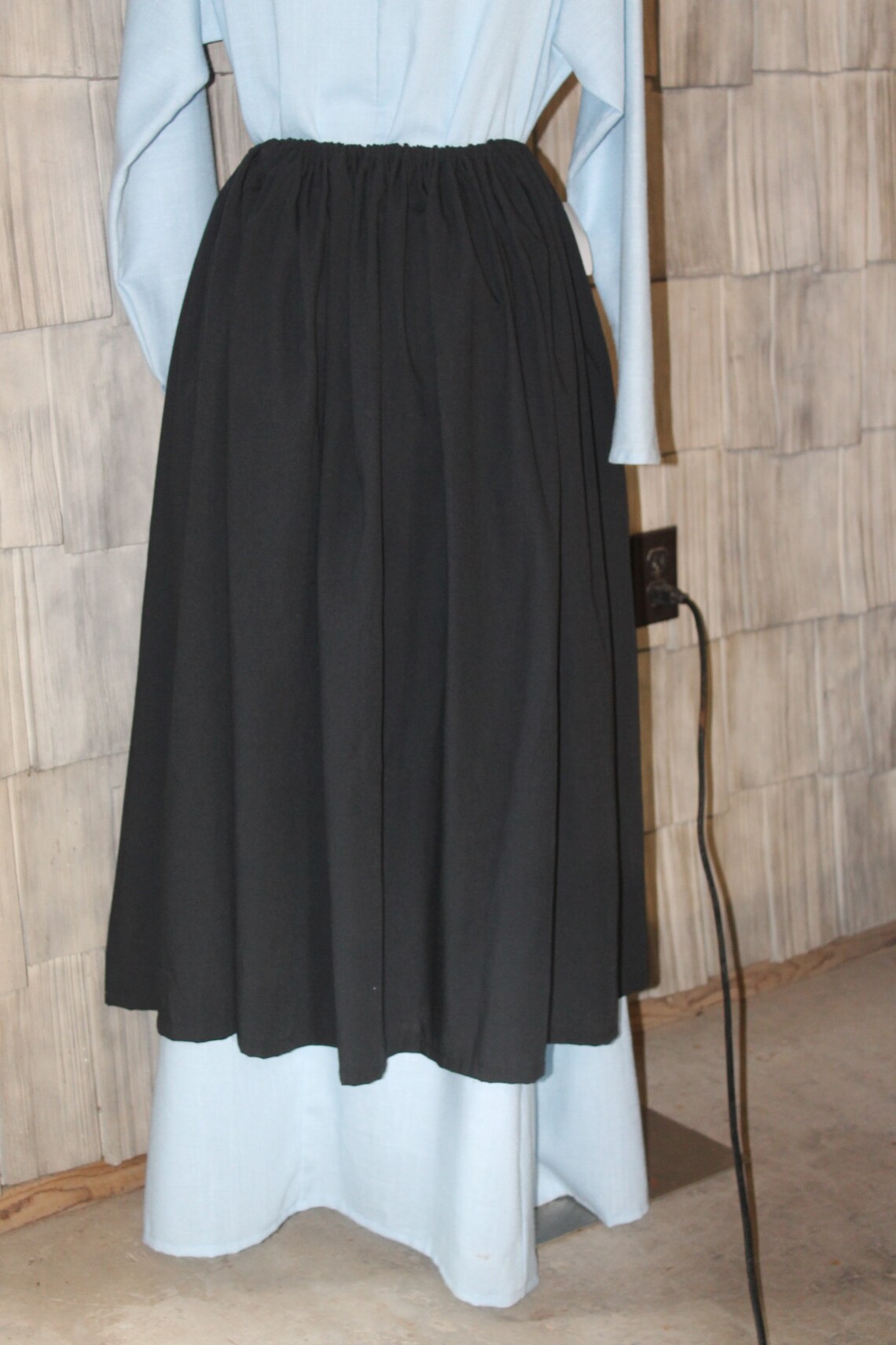 ANNA BLACK LINEN SKIRT
