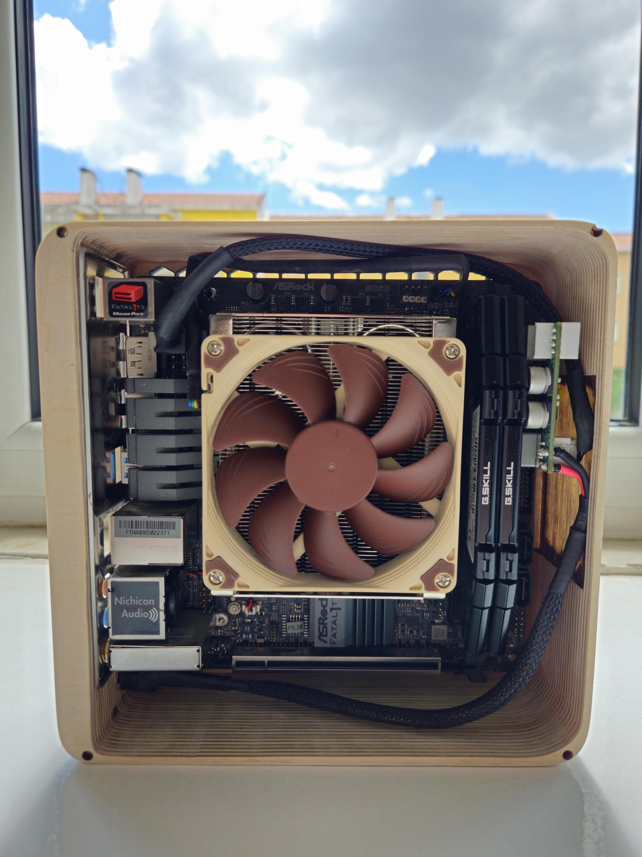 Wooden PC Case ITX (ATX) – Handmade Custom Computer Case in Birch ...