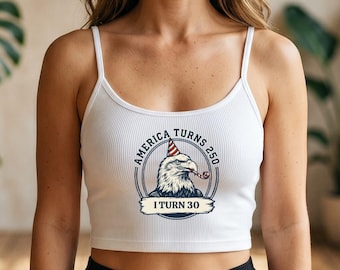 Camiseta cropped personalizada comemorativa dos 250 anos dos EUA | Camiseta divertida com águia | Camiseta personalizada para o 4 de julho de 2026 | Comfort Colors® EUA - 250º aniversário