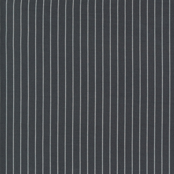 Sunday Stroll: Wide Stripe in Gray Sunday Stroll: Wide Stripe in Gray