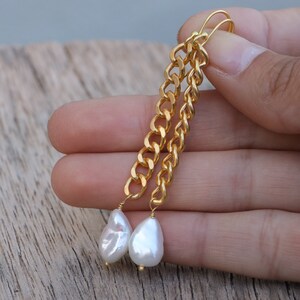 Pearl gold earrings, long pearl earrings, gold chain earrings, dangle earrings, elegant earrings, wedding earrings, bridal jewelry image 5