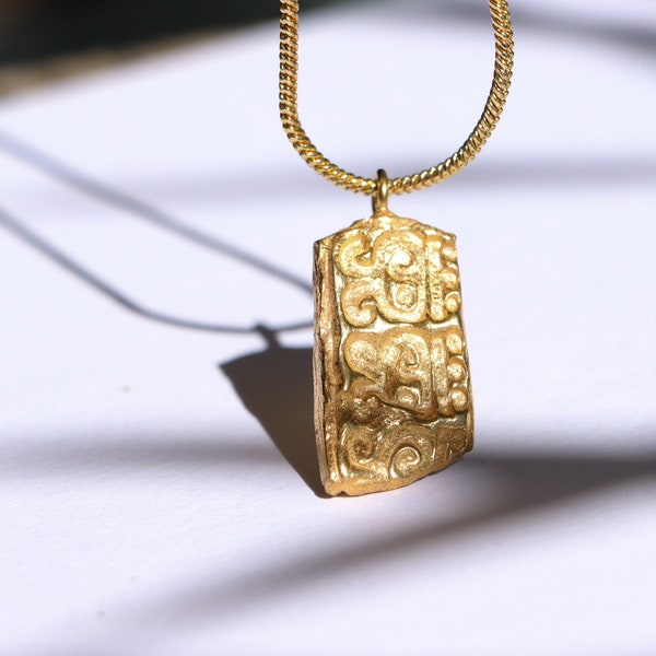 Pendentif poinçonné or, pendentif lingot et chaîne