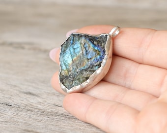 Rough labradorite pendant, raw labradorite silver pendant, silver pendant, raw stone pendant, natural labradorite, february birthstone