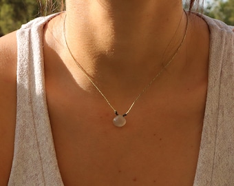 Moonstone necklace, moonstone pendant, macrame necklace, yogi necklace, dainty necklace, june birthstone, healing necklace