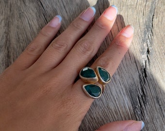 Green onyx ring, green stone ring, three stone ring, sterling silver ring