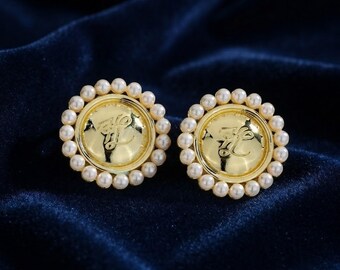 Vintage Pearl Earrings, Loewe Style Gold Stud Earrings, Retro Luxury Jewelry, Elegant Pearl Statement Earrings, Gift for Women