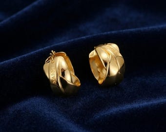 Vintage Gold Earrings, Loewe Style Hoop Earrings, Retro Luxury Jewelry, Minimalist Statement Earrings, Elegant Gift for Women