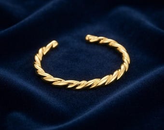 Vintage Gold Bracelet, Loewe Style Twisted Cuff Bangle, Retro Luxury Jewelry, Elegant Minimalist Open Bracelet, Gift for Women