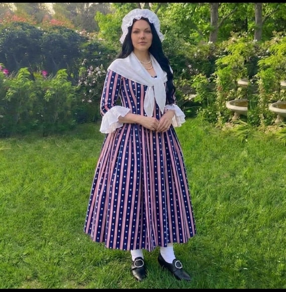Colonial Katy Gown: 1776 Revolutionary War Dress, Mob Cap & Neck Scarf Colonial Katy Gown: 1776 Revolutionary War Dress, Mob Cap & Neck Scarf