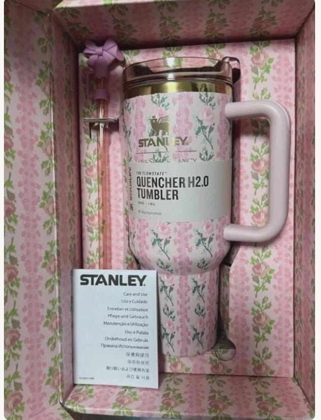 Stanley 40 Oz. Quencher H2.0 FlowState Tumbler BLOOM Clean Slate Pink Color Flower Texture
