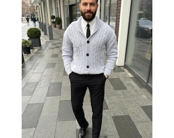 Alte Geldästhetik Herren Strickjacke, Dark Academia Kleidung, Zopfmuster im Vintage-Stil, schmale graue Strickjacke, Herren Herbstmode