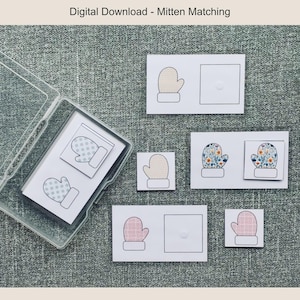 以下が含まれることがあります： 「Mitten Matching」というタイトルのデジタルダウンロード。透明なプラスチックケースと白いカードが特徴です。カードには、パターンやフローラルスタイルなど、さまざまなミトンのデザインが表示され、一致するペアが個別の白い長方形に表示されます。