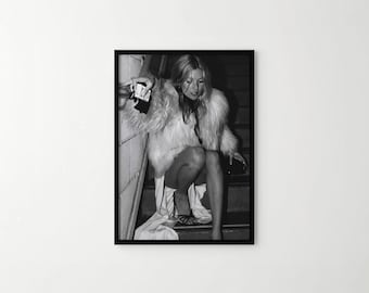Stampa del cappotto di pelliccia di Kate Moss, arte murale di moda in bianco e nero, poster di supermodella anni '90, stampe fotografiche vintage, stampa di qualità museale