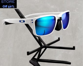 Gafas de sol deportivas polarizadas Oakley Holbrook. Disponibles en todos los colores.