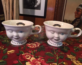 Set of 2 Vintage Bailey's Irish Cream Smiling Face Mugs Helen Hunt Actress Signature