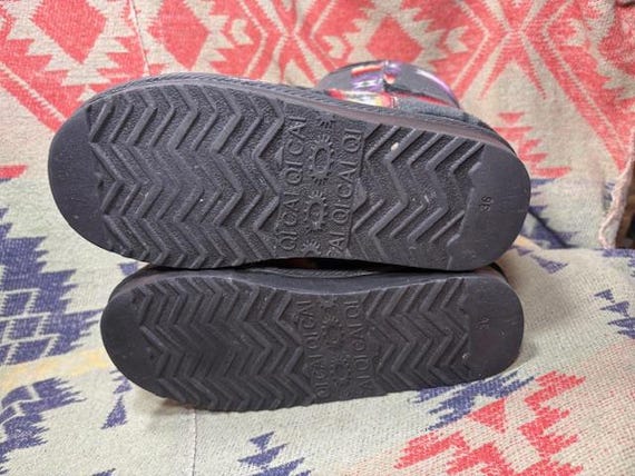 Pendleton Pattern Pull on Muk Luks Boots - image 4