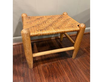 VTG Rustic Wood Footstool w/ Hand Woven Seat Primitive Shaker Style Small Bench