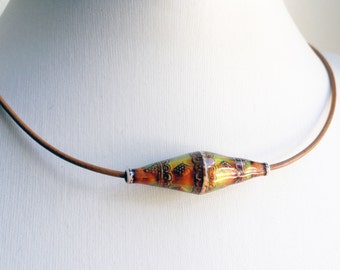 Mood Bead Leather Choker: Bali Sunset Pendant, Color Changing Bead