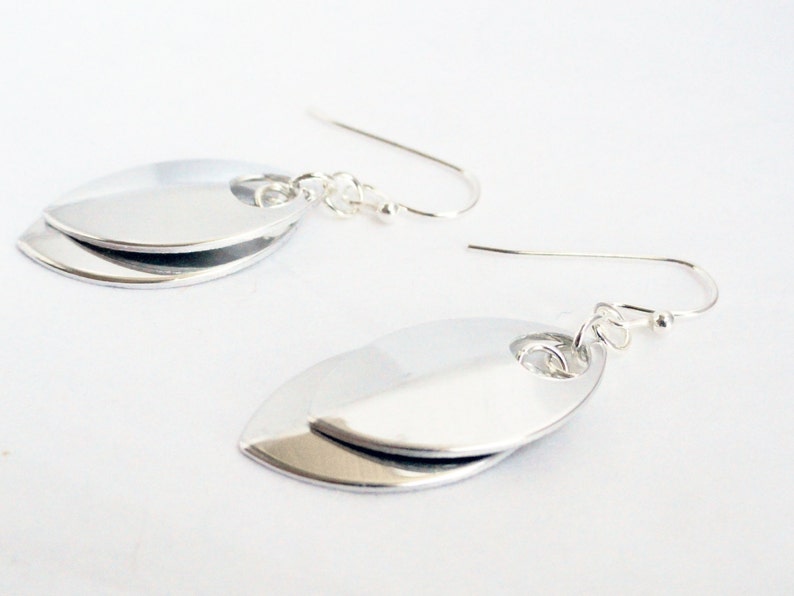 Chainmaille earrings aluminum earrings shiny silver earrings scale earrings teardrop earrings aluminum scale earrings shiny scales image 2