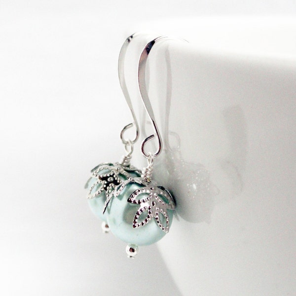 Mint green earrings - Christmas earrings - snowflake earrings - green pearl earrings - ice mint earrings - silver snowflake - festive pearls