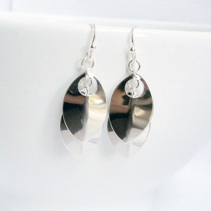 Chainmaille earrings aluminum earrings shiny silver earrings scale earrings teardrop earrings aluminum scale earrings shiny scales image 3