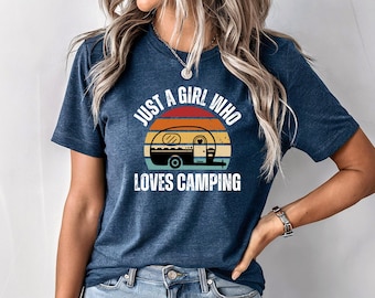 Camiseta Just a Girl Who Loves Camping, camiseta Bella Canva, camiseta de camping para mujer, camiseta para amantes del camping, camiseta de camping, idea de regalo de camping